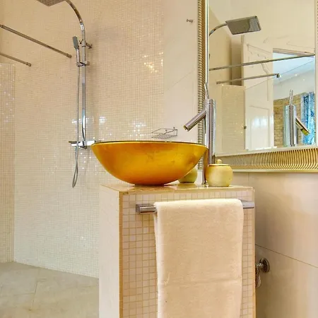 Amazing View Designer With Sauna And Jacuzzi 3 Min To Opera House Appartement *