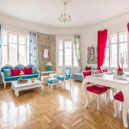 Amazing View Designer With Sauna And Jacuzzi 3 Min To Opera House Appartement Budapest