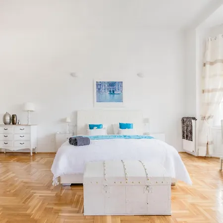 Appartement Amazing View Designer With Sauna And Jacuzzi 3 Min To Opera House